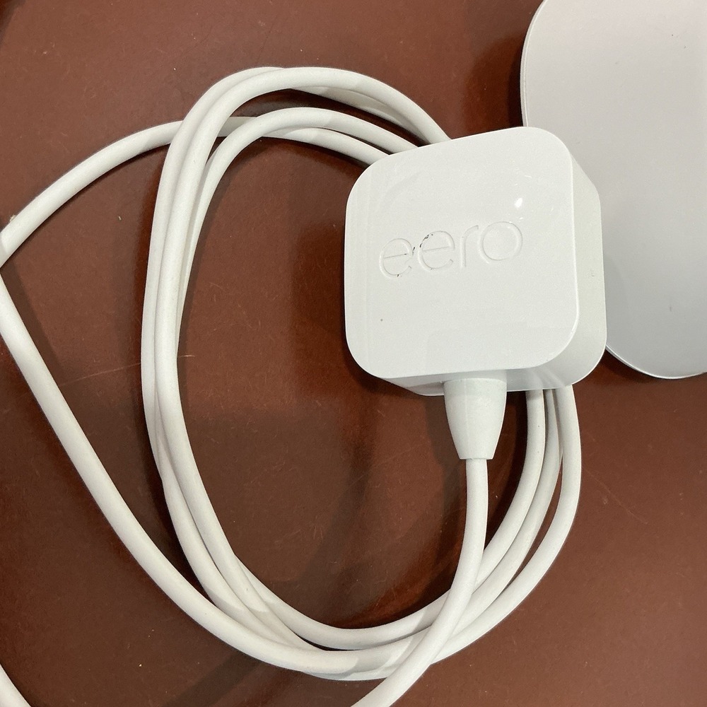 Eero Model J010001 Mesh Wi-Fi Router System Dual-Band with AC Adapter Bundle - Picture 3 of 3
